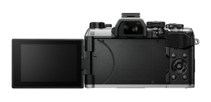 OM SYSTEM OM-5 Mark II 14-150mm F4-5.6II slv kit - Image 3