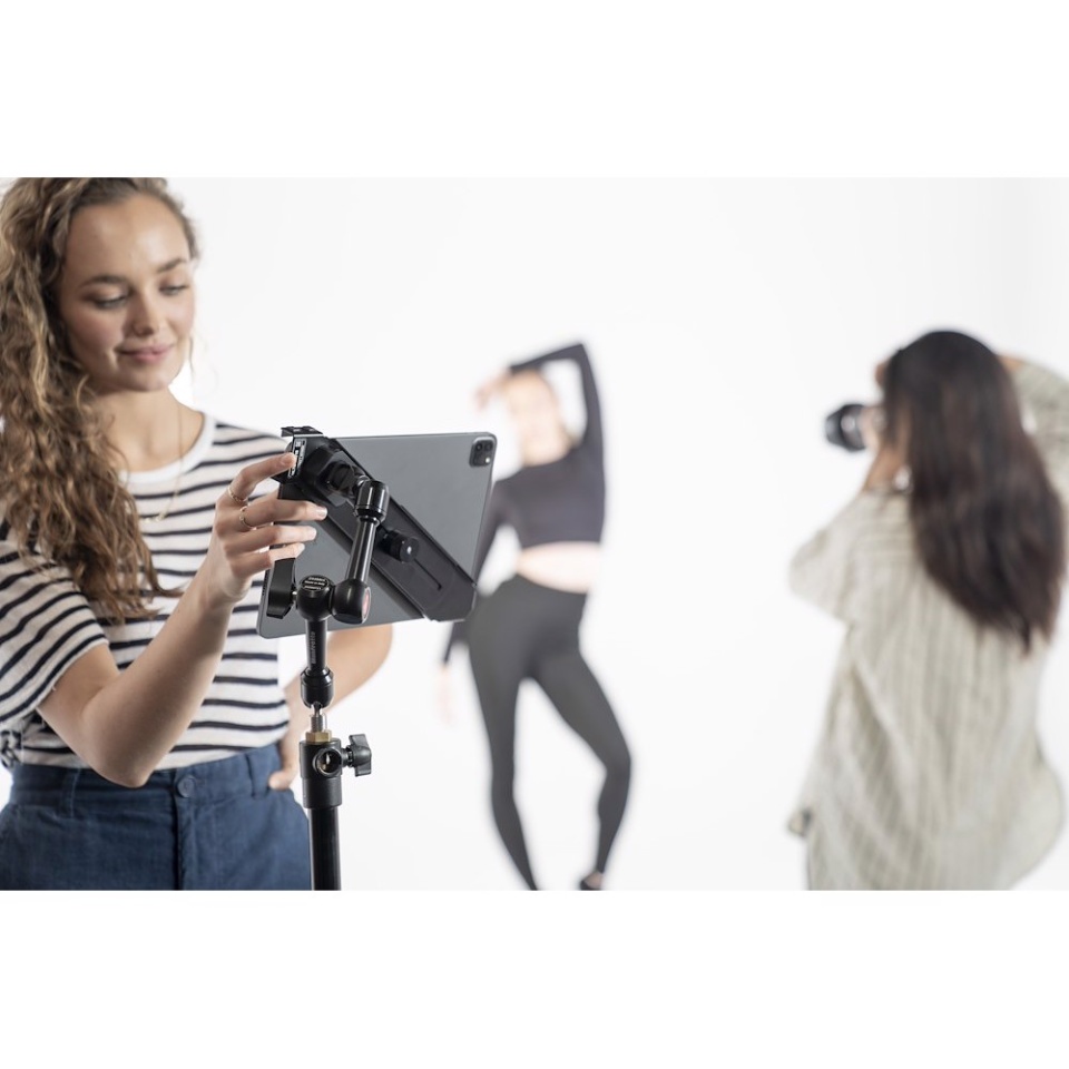 Manfrotto MLTSA3301B TetherGear Tablet Holder 9"-13" - Image 8